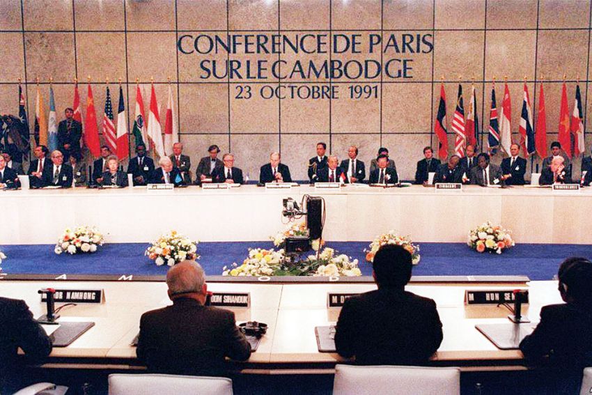 The Paris Peace Accord Agreement in 25 years ago. Photo: Facebook 